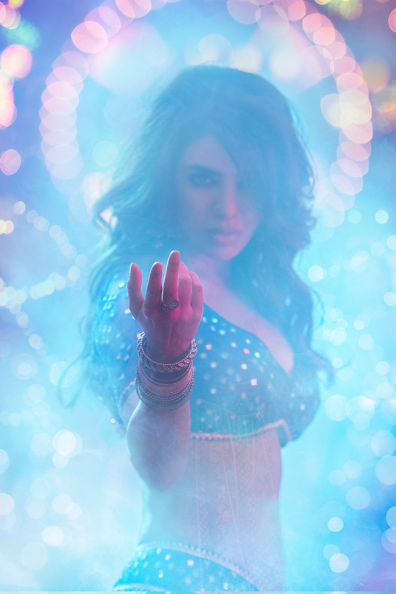 SaiSunil452's tweet photo. #Samantha #SamanthaRuthPrabhu

The Song             The Response https://t.co/LNlmuPXnOD