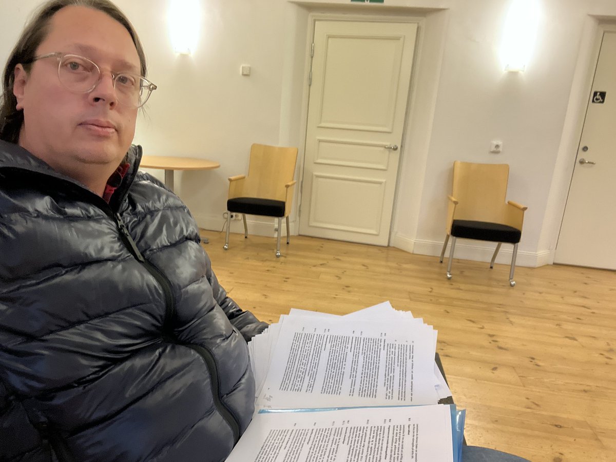 Christian Landgren 🦋 (@landgren) on Twitter photo Ni kommer ihåg den där upphandlingen som <a href="/Stockholmsstad/">Stockholms stad</a> genomförde där bara @TietoEVRY lämnade anbud och vann affär på 4 miljarder för 15 år? Nu har jag begärt ut alla handlingar och har en del att berätta… Ni kommer ihåg den där upphandlingen som <a href="/Stockholmsstad/">Stockholms stad</a> genomförde där bara @TietoEVRY lämnade anbud och vann affär på 4 miljarder för 15 år? Nu har jag begärt ut alla handlingar och har en del att berätta…