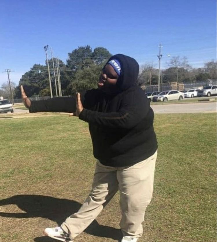 Wheeema's tweet photo. Them : didn’t you use to fw…

Me : aye aye aye😭 https://t.co/KR15yGxWxt