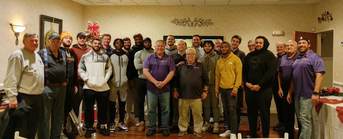 jordanburney's tweet photo. Great food and even Better times yesterday with the guys! Thank you @Killinger1979 forever grateful for your time and Money!🎯🎯🎯🎯🎯🎯 #Ramsnation🐏 #beintouch📞 https://t.co/DeuyonjwSA