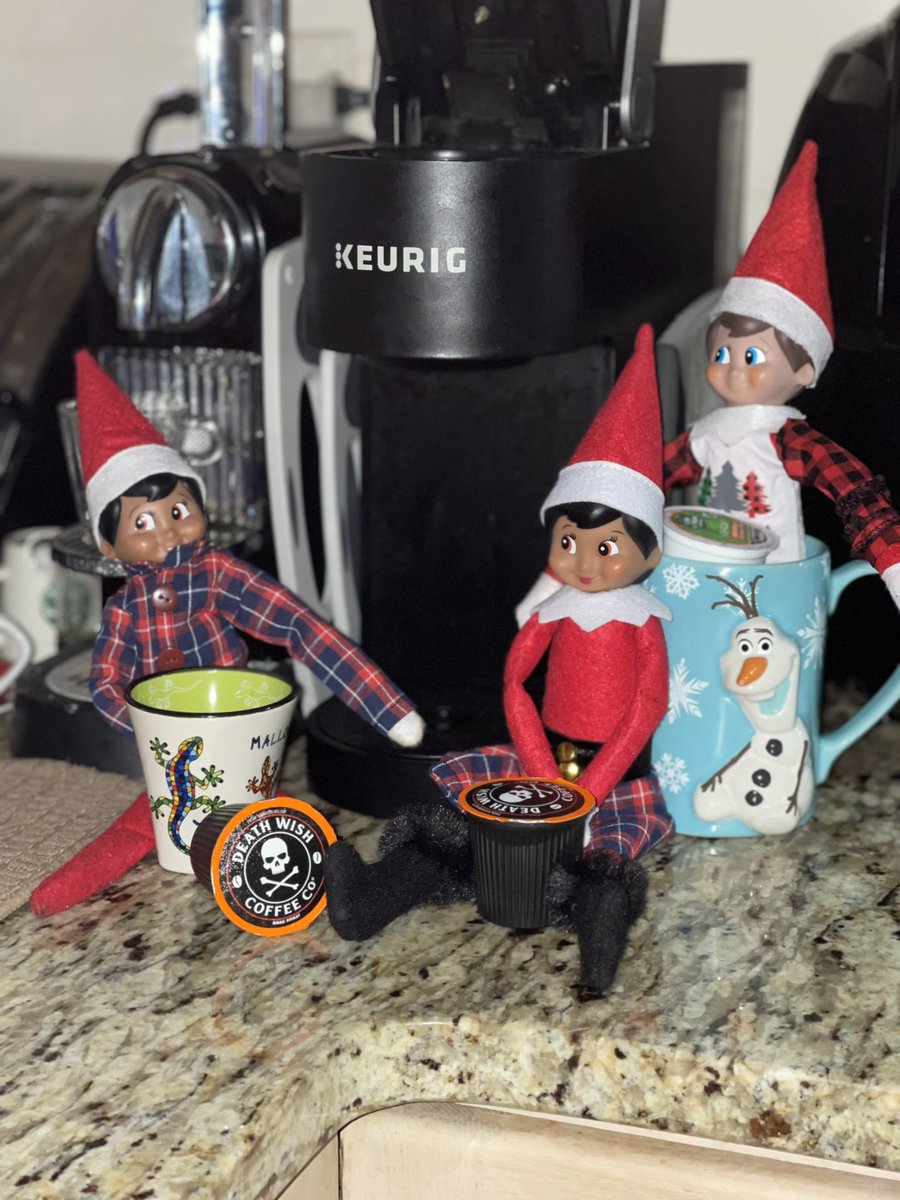 SymaChowdhry's tweet photo. Tired? Need coffee? 

Same, elves…. Same… #Marcoelf #elfontheshelf #aidenelf #bellaelf #BAMelves https://t.co/WCShCD8lIg
