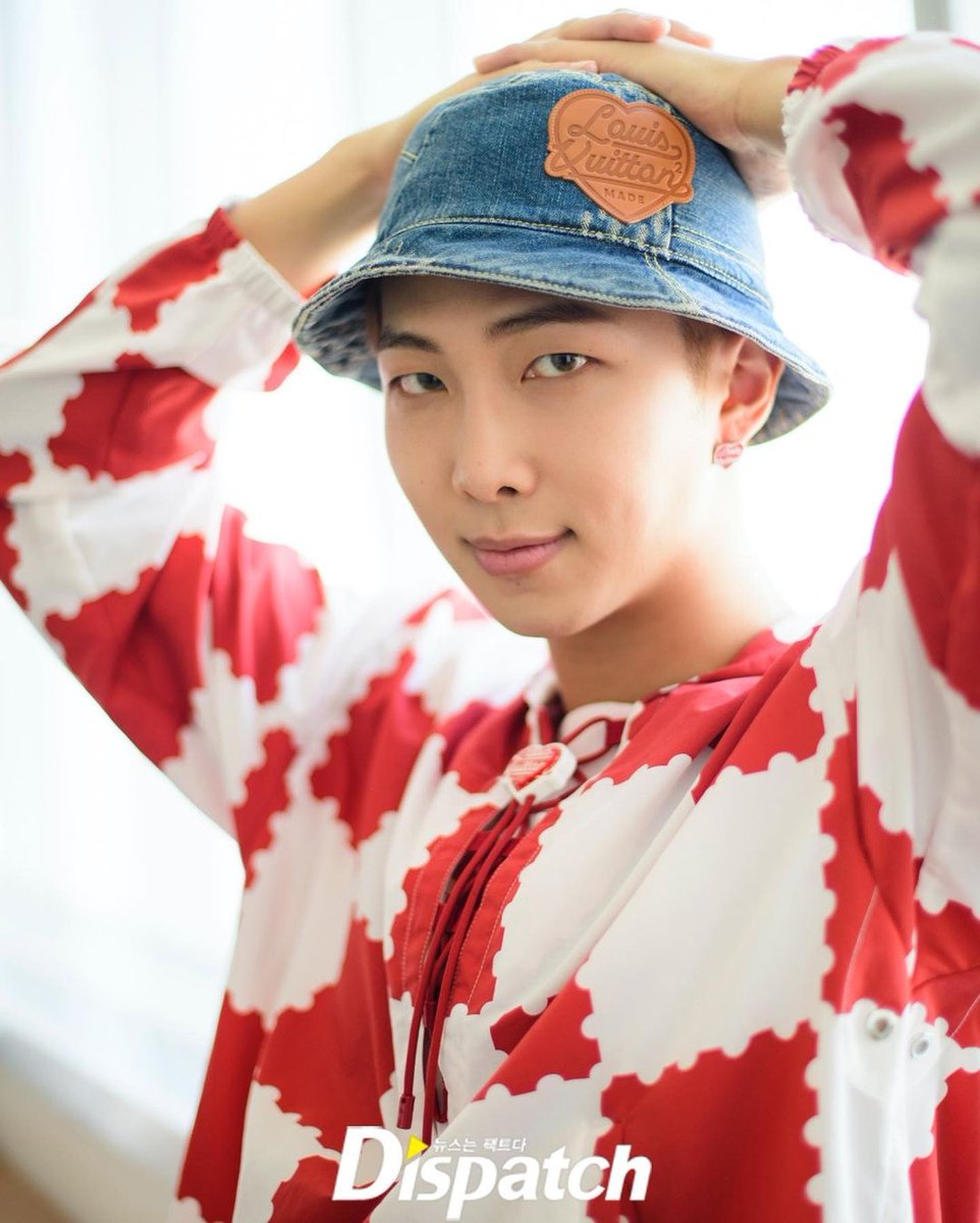 borahae7183's tweet photo. [📸] KIM NAMJOON x Dispatch

#BTSxDISPATCH #dispatchxbts #Dispatchkorea #BTS #BTSRM #RM https://t.co/riO3tZpxnh