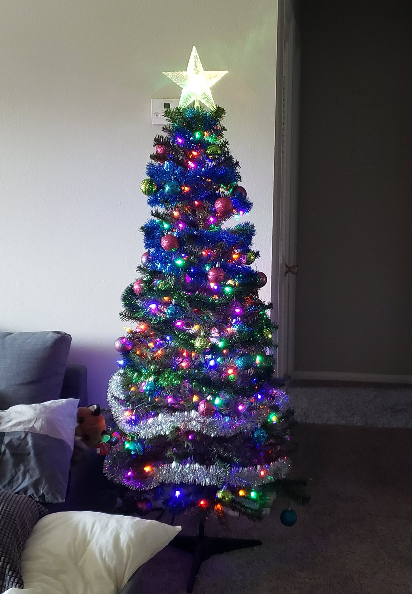 Me and <a href="/husherfox/">Husher 🦊</a> got the Christmas tree set up! ^.^