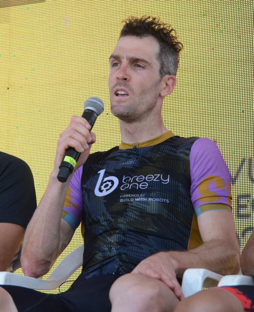 Jean Lachance: "Esta etapa fue muy difícil por el clima que es muy cálido, por ahora vamos a disfrutar este triunfo y prepararnos para la segunda etapa de esta #VueltaEc".

#JuntosLoLogramos 🚴‍♂️🇪🇨