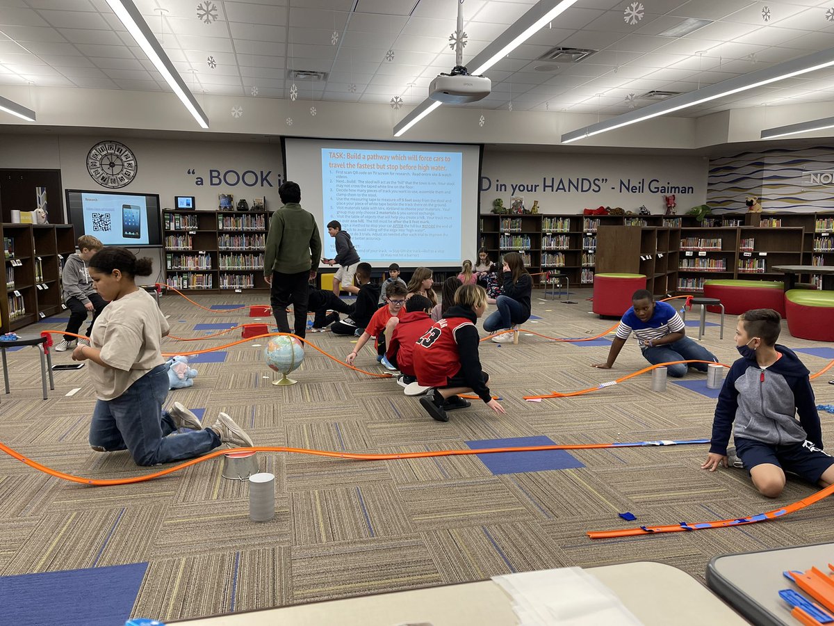 Boyer Elementary Library tweet media