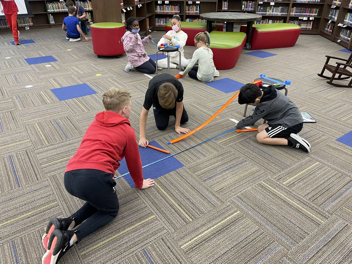 Boyer Elementary Library tweet media