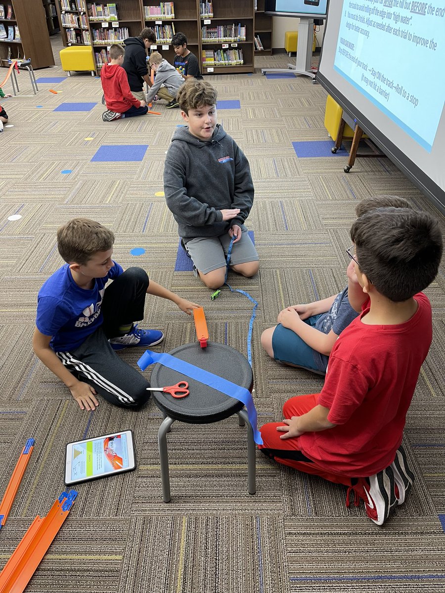 Boyer Elementary Library tweet media