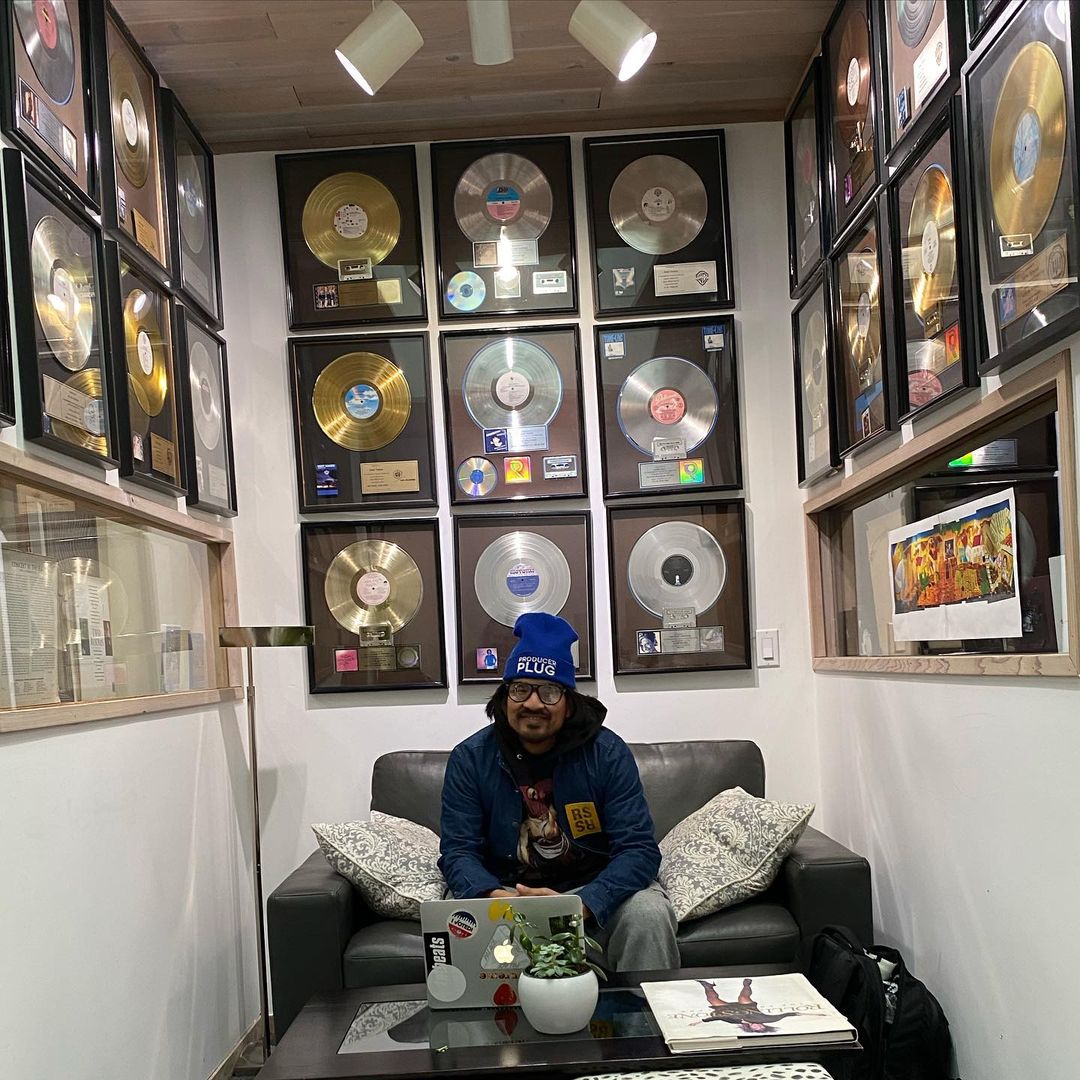 DrPostALotHere's tweet image. Follow @PlugNi @Distrolord

Another Day in the #InterceptMusic HQ 🔌🔌🔌🔌🔌🔌🔌🔌🔌🔌🔌🔌