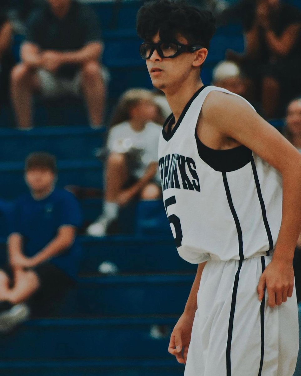 NecoPenaPR's tweet photo. My baller 😎 Sebastian Peña @P15Sebastian Guard @lake_howell @LHHS_Athletics 🏀 #GoSilverhawks #LakeHowellBasketball
📸 by ms.herrigersclass https://t.co/Vv5BgSoTts