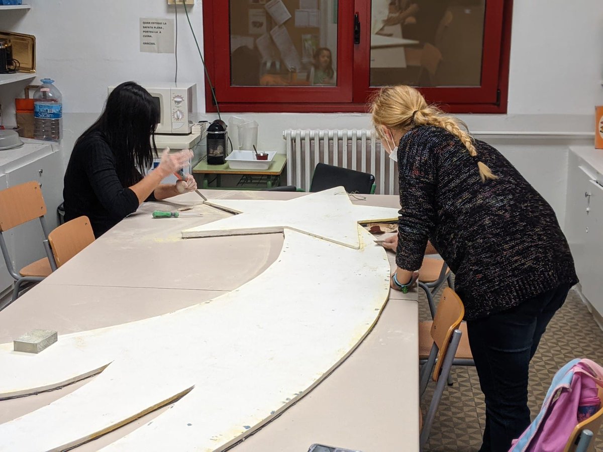 AMPAPereanton tweet media