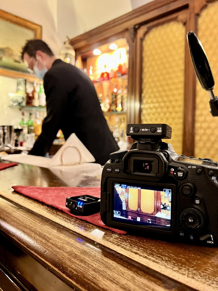 About today: a different type of filming 🍸

🎥 in Venice x @NoonGin #VeniceCocktailWeek 🇮🇹🥂💜

#PressPlay #Video #ContentCreators