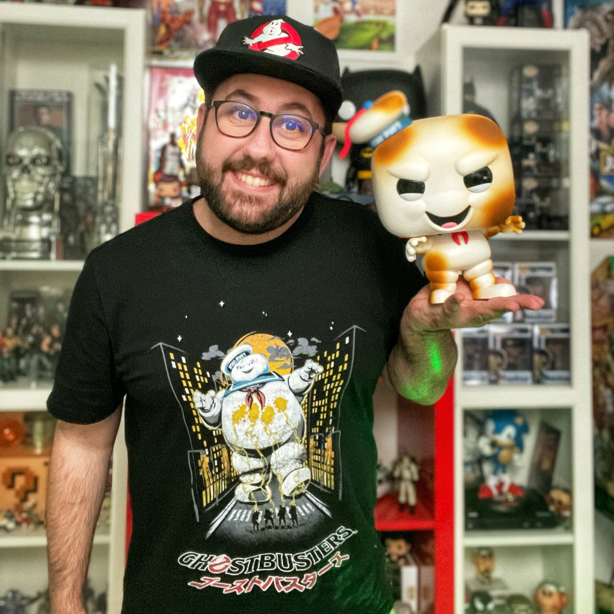 Jerem87twt's tweet photo. Qui a vu Ghostbusters Afterlife? 😛
Today j’ai le t-shirt qui va bien avec ma #FunkoPOP ! ❤️ t’en penses quoi ? Cool ? 😃
.
#sosfantomes #sosfantômes #ghost #ghosts #ecto1 #ectoplasma #ghostbustersafterlife #ghostbusters2020 #ghostbusterscosplay #modzii #ghostbusters2 https://t.co/S2s4HwUJab