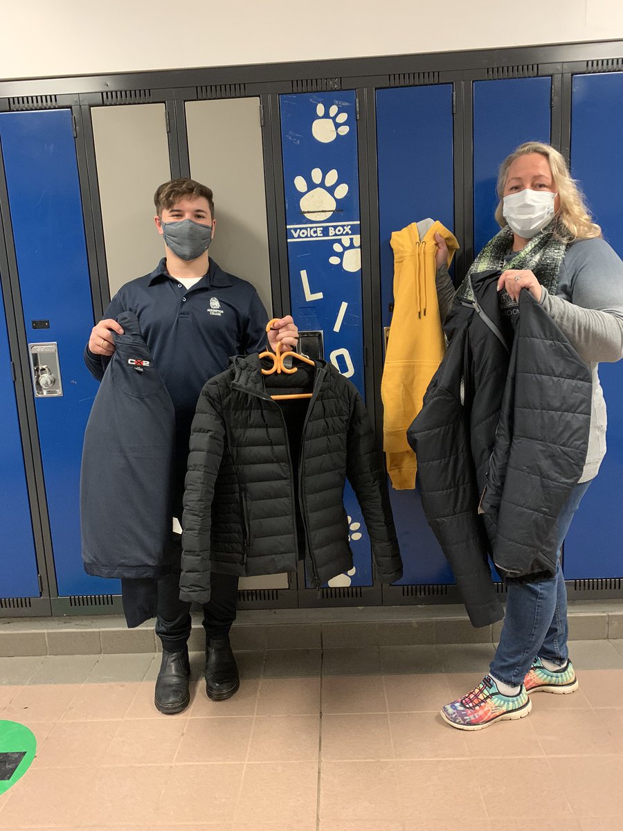 123abcu2's tweet photo. DAY 3 of The 12 Days of Kindness.
Today we begin the warm clothing drive!  Donations of Hats, Mitts, Coats and Blankets will be collected and donated.  If you have extra, please consider dropping it off at the main office or the Girls Phys Ed office.  #ACSRecFit  #leadbyexample https://t.co/MLUnrimjUw