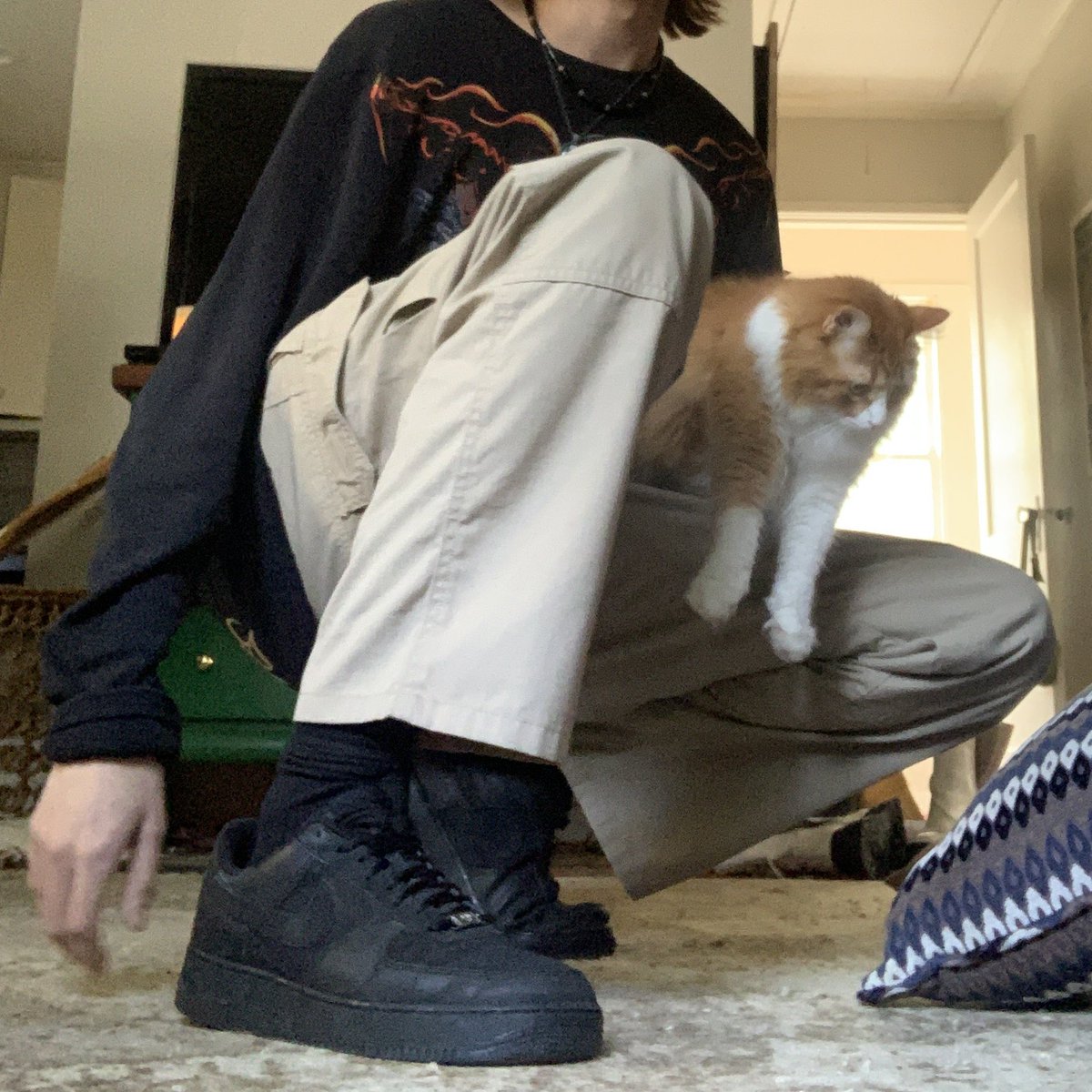 bootkazoo's tweet photo. Coolin w the evil twin what r yall up 2 2day https://t.co/gZSdJt071n