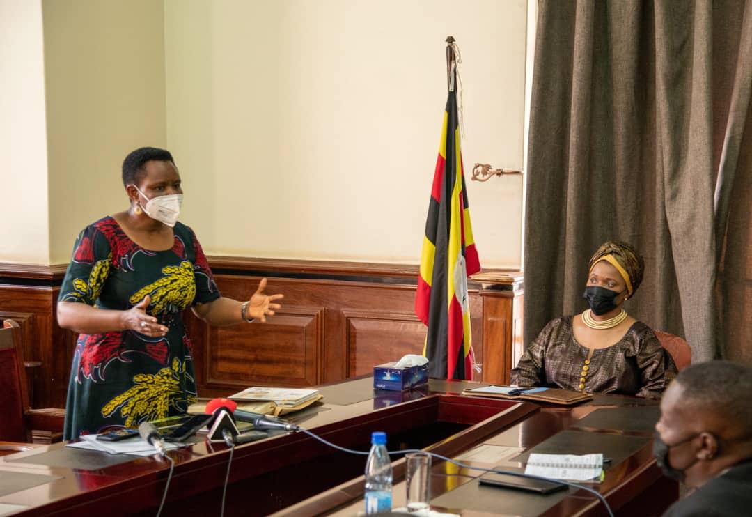 kakensaug's tweet photo. On her part, the Nabagereka thanked Col Nakalema and her team for heeding her call to intervene in this matter.
#ExposeTheCorrupt #ACUWorks #NoToCorruption #SHACUat3 https://t.co/9M5EOSvjeO