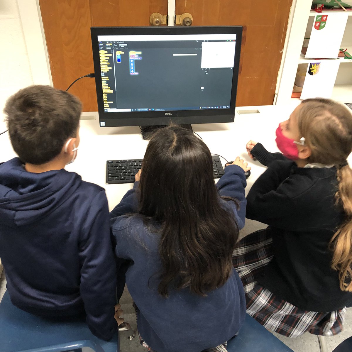 HoyasInEd's tweet image. Learning to use conditionals with @birdbraintech Finch for #CSEdweek2021