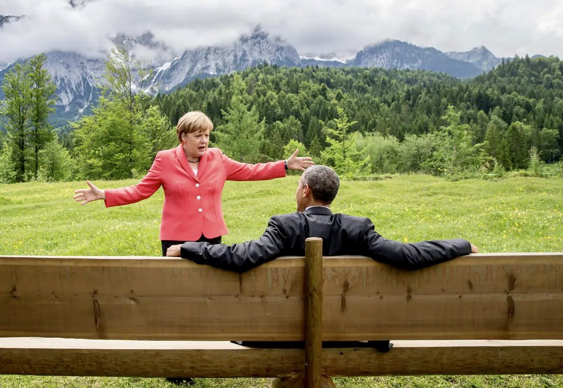 ottosonnenh's tweet photo. Determinada, austera y honesta. Se dedicó a dar soluciones, no a ganar discusiones. Generó estabilidad para Alemania en un mundo en permanente crisis. Sus hermanos no fueron contratistas de su gobierno ni candidatos de su partido.#AngelaMerkel contribuyó a dignificar la política. https://t.co/ppQoOQ3GiN