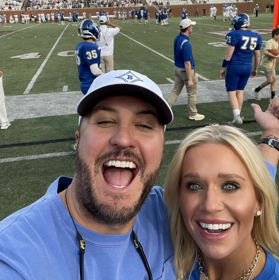 LeClaire Bryan (LeClaire_21) Twitter