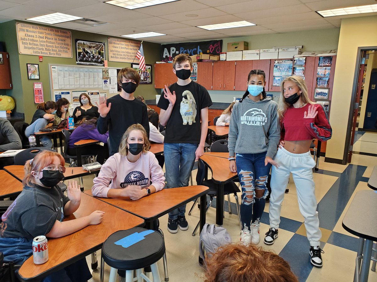 LN.APPsych tweet media