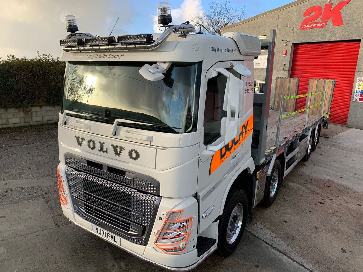Full colour coding on this <a href="/VolvoTrucksUK/">Volvo Trucks UK</a> #FM for regular customer <a href="/DuchyPlantHire/">Duchy Plant Hire</a>.  Looks very fresh and ready to roll!
