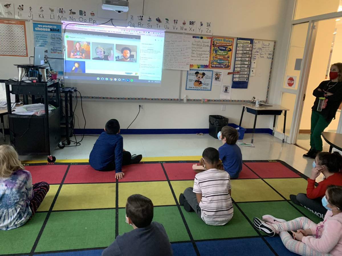 missgoldman19's tweet photo. In out virtual field trip with fligrip to learn about Minecraft! @Flipgrid @Minecraft @PawSchoolsCIA @PawtSchlsonRIse @PotterPandas1 #Minecraft #flipgridevents #flipgrid #virtualfieldtrip https://t.co/z57BsOxtIM