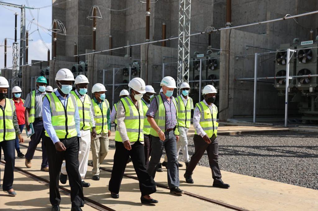 Monica_Juma_'s tweet photo. 1/ Today, I toured Suswa substation &amp; inspected ongoing works in this premier transimission infrastructure. https://t.co/JoDadnwy2D