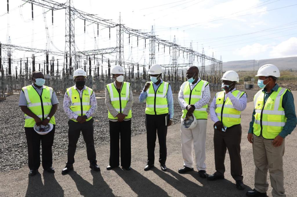 Monica_Juma_'s tweet photo. 1/ Today, I toured Suswa substation &amp; inspected ongoing works in this premier transimission infrastructure. https://t.co/JoDadnwy2D