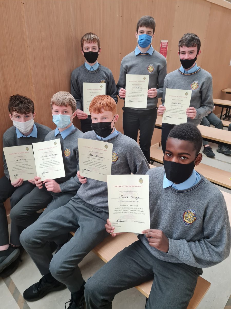 2A & 2C students @thegreencbs Certificate Presentation to acknowledge the successful completion of their 30 day Environmental Challenge 🌍Well done boys! #climateleaders #actionproject @ERSTIRELAND @Kerrygta @JCGeography
