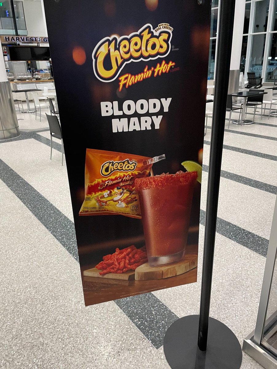CHARLESTONMIX's tweet photo. Well played @ChesterCheetah. ๐ง
#iflychs #tastetesttime #bloodmary #cheetos #chseats #explorechs https://t.co/L2quiR4l4m