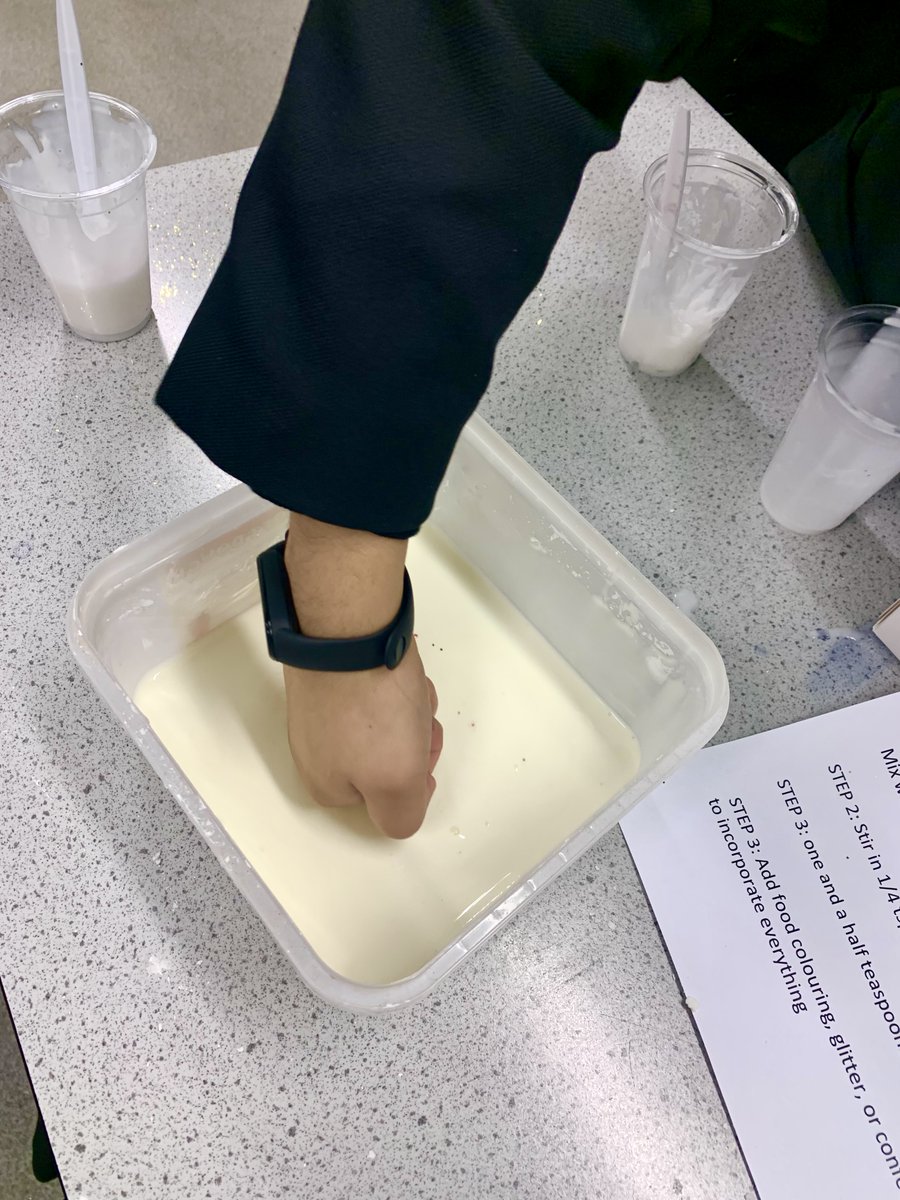 lister_science's tweet photo. For this weeks science club, we explored non-newtonian fluids. These are fluids where the viscosity can change under a force #listerscience https://t.co/EbXfUUHgEi