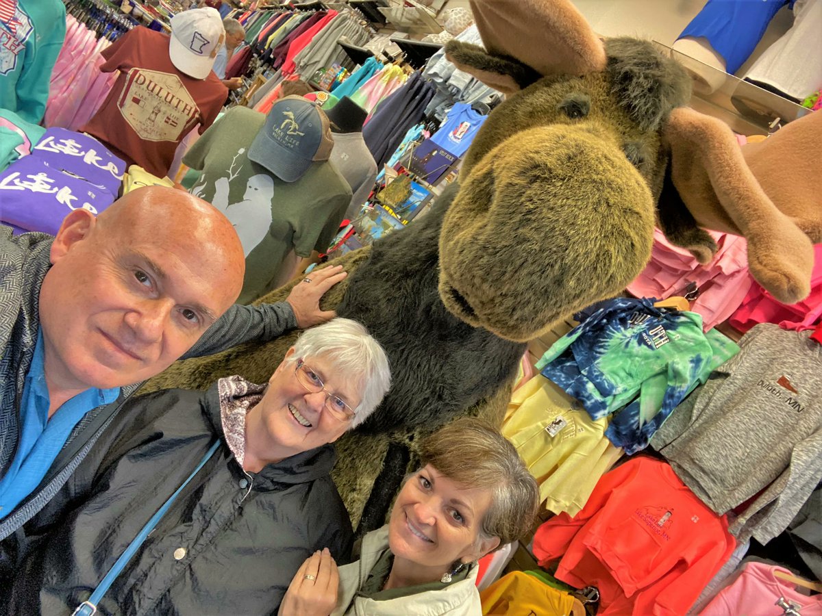 ourboomerblog's tweet photo. Rain is just confetti from the sky.
We've learned to deal with whatever Mother Nature decides to dish out. When our first visit to the North Shores started with a dreary, rain-filled day, we decided to make the most of it.
@visitduluth @exploreminn #duluth #visitlikealocal https://t.co/kSBkaV924W