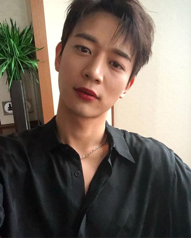 UpdateKBoys's tweet photo. 🎉🎂 Hoje, o Minho do SHINee, faz 30 anos. Parabéns!

#머선129_민호의_생일이라구
#HappyMINHODAY_1209 https://t.co/tlWO37rgrM