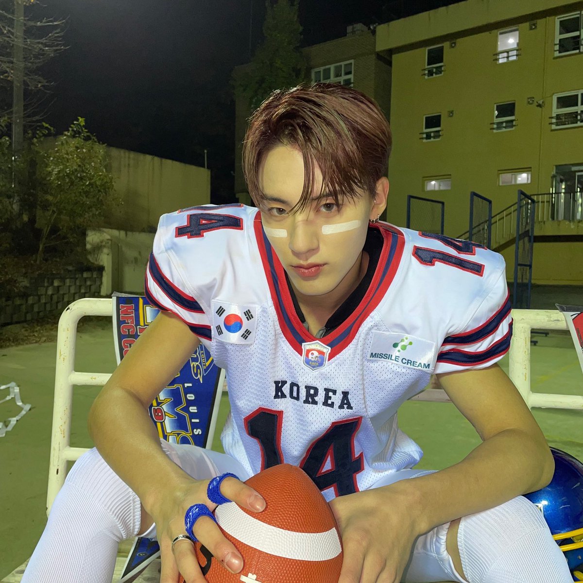 jjaehaul's tweet photo. i need all of you to stop playing with me https://t.co/Xw1WczqYWJ