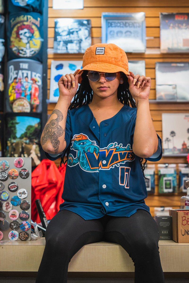 Vnvlog2digital's tweet photo. Who's team are you on?
#createyourownwaves
https://t.co/O75NtrfB2z https://t.co/KGRJ1njv39