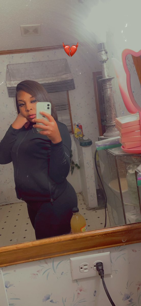 _lashayyeexx's tweet photo. Just postinggg 🤍 https://t.co/76HLf5qmz4