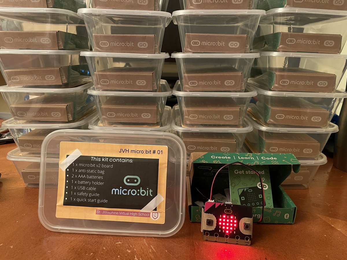MrKwaiOCSB's tweet image. Getting ready to send out #microbits across the city to our computer science students at @JosephineOCSB! #BeInnovative

@OCSB_LT @ocsbDL @OttCatholicSB @microbit_edu #csedweek2021