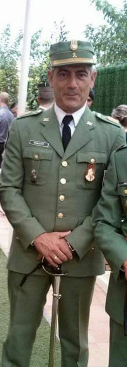 PlataformaMill1's tweet photo. Desde esta @PlataformaMill1 #MillánAstray lamentamos comunicar el repentino fallecimiento del brigada D. Miguel Ángel López Armesto de la #VIIIBandera #Colón en el #JuanDeAustria III de #LaLegión. Trasladamos nuestro pésame a familiares y compañeros de este ejemplar legionario. https://t.co/7jxOfl1Bbk