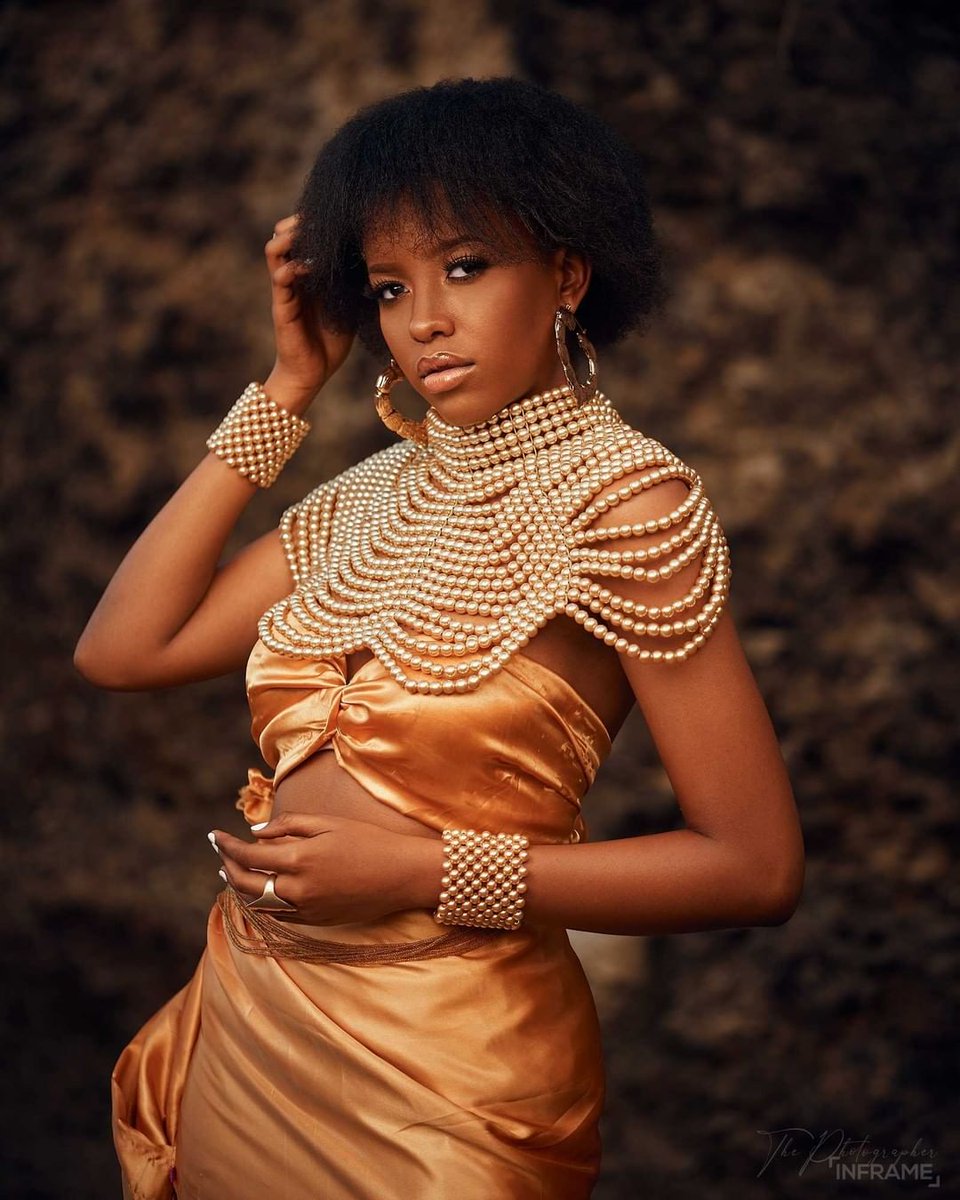 francismtey's tweet photo. ⚡ Photographer Unapofanya Personal Project (to add something on your portfolio),
.
Hakikisha Unatafuta Interesting Subject, Watu wanapenda kutizama Vitu vizuri (Beautiful Subject) & this Trick will level up your Photography Game, i promise
#inframetz #INFRAMEJifunze https://t.co/HWsKgpf2Gq