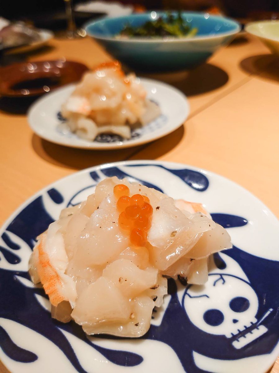 sanchamonica55's tweet photo. 【　年末年始の営業日について　】

いつもサンチャモニカをご利用いただき、誠にありがとうございます🍣

✅12月28日（火）15:00～23:00
✅12月29日（水）15:00～23:00
✅12月30日（木）15:00～23:00
✅12月31日（金）お休み

▼つづく https://t.co/pZC7uZrJQL