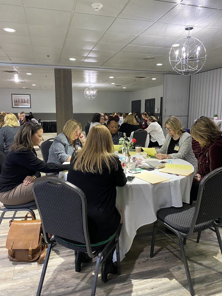 Enjoying a day of learning with district leaders from IL and WI!! Great opportunity to grow our leadership:) <a href="/WarmDemanders/">Warm Demanders</a> #livingandlearninginleadership