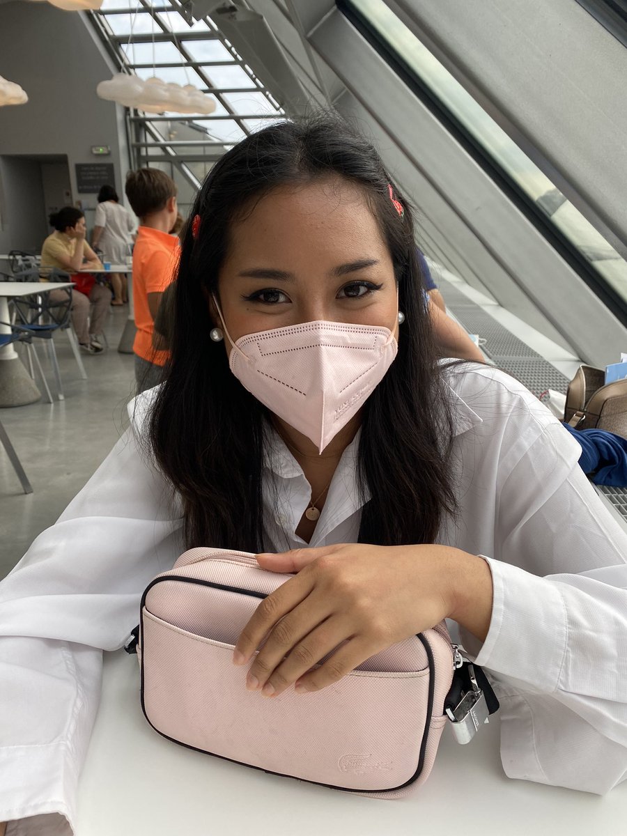 mamazout's tweet photo. HAPPY BIRTHDAY TO THE HOTTEST GIRL IN THE WHOLE MILKY WAY 🥳🥳🥰🎊
.
.
@ClarizMarielle https://t.co/lPPyPNBmju