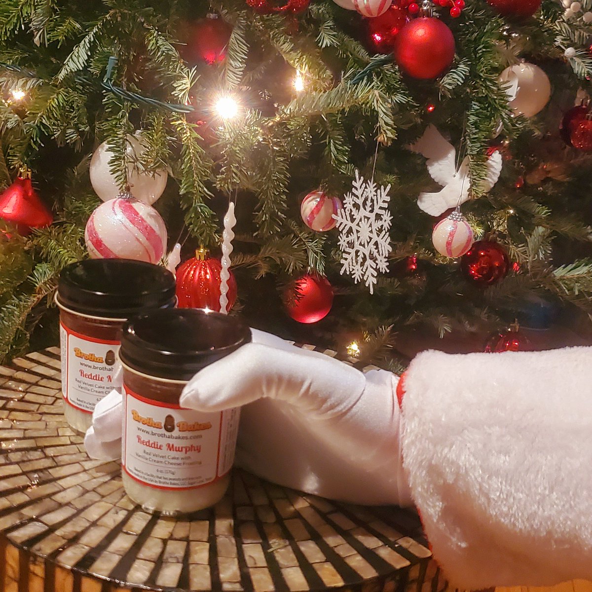 BrothaBakes's tweet photo. Give the gift of delicious cake! This is your last chance to save on Brotha Bakes. From now until December 16th, 2021 save 20% on all orders. No coupon required.
Visit https://t.co/eFgYd5X2NA today. https://t.co/D2wDti0TXw