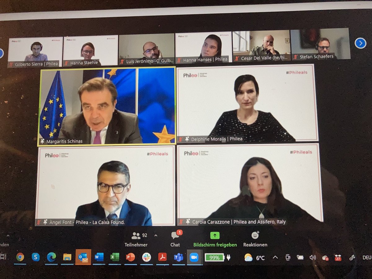 Discussing with ⁦<a href="/MargSchinas/">Margaritis Schinas</a>⁩ how to overcome barriers for #philanthropy across Europe. High commitment of the ⁦<a href="/EU_Commission/">European Commission</a>⁩ to collaborate with #philanthropy to build the future of Europe together ⁦<a href="/philea_eu/">Philea - Philanthropy Europe Association</a>⁩ ⁦<a href="/DelphineMoralis/">Delphine Moralis</a>⁩ ⁦@JornaKerstin⁩