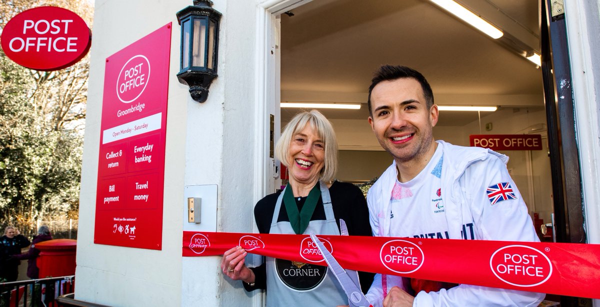 PostOfficeNews's tweet photo. Thanks for joining us, Will! 🌟 @WillBayleytt returned to his old place of work as a youngster to open Groombridge Post Office. Run by volunteers from the local Parish Council, it maintains services after the retirement of the former Postmistress. https://t.co/DXrrXjCN18
