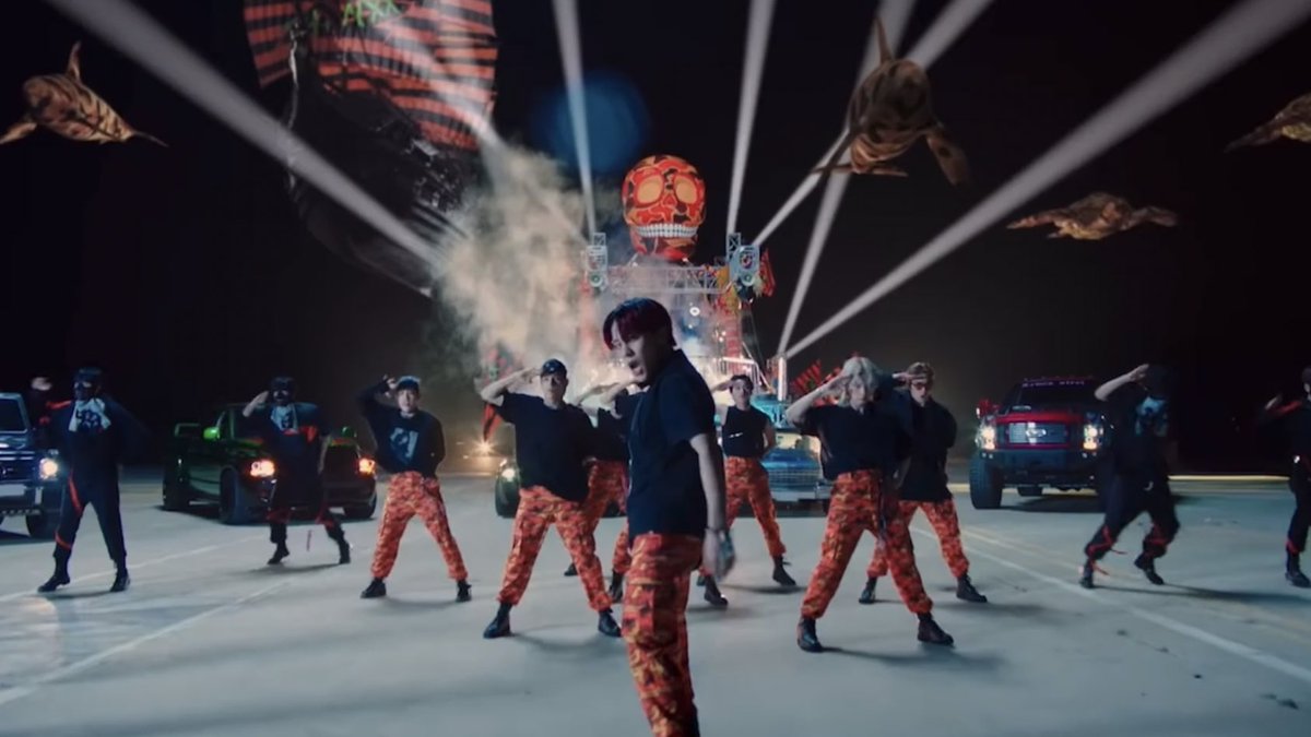 sankaissed's tweet photo. ateez is the standard !! https://t.co/UTyDexBgNs
