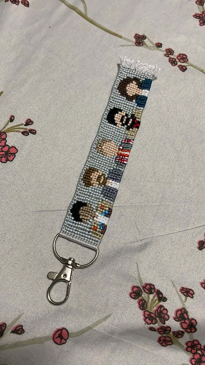 woohoo!! it’s finally here!! i love it so much!!!❤️❤️❤️ if you wanna get one, you can get it on Etsy from shop315!! there are a lot of really unique hand made keychains and bracelets!! 🥰 seriously!! go check it out!! 
etsy.me/3EvLs33 <a href="/shop315/">Three Fifteen</a>