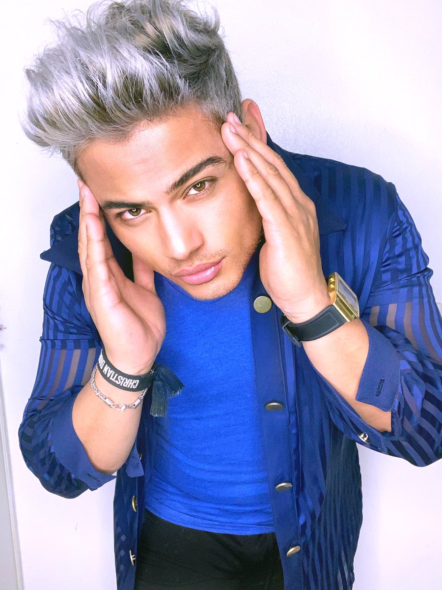 JULIOPONZE's tweet photo. 💙Todo en la vida es temporal. Si va bien, disfrútalo, que no durará mucho y si va mal, no te preocupes, que tampoco durará mucho. #ponzedice #besazo mi gente bonito día ! . https://t.co/pfoEbFoOD4
