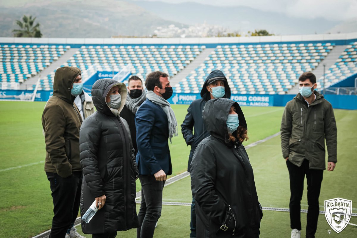 SCBastia's tweet photo. 📍 𝑺𝒕𝒂𝒅𝒆 𝑨𝒓𝒎𝒂𝒏𝒅-𝑪𝒆𝒔𝒂𝒓𝒊

Dans le cadre du développement de sa nouvelle politique RSE (Responsabilité Sociétale des Entreprises), le SCB a reçu, ce jour, une délégation de la @FFF et des représentants des clubs de National ! https://t.co/5iYnwzLXXa