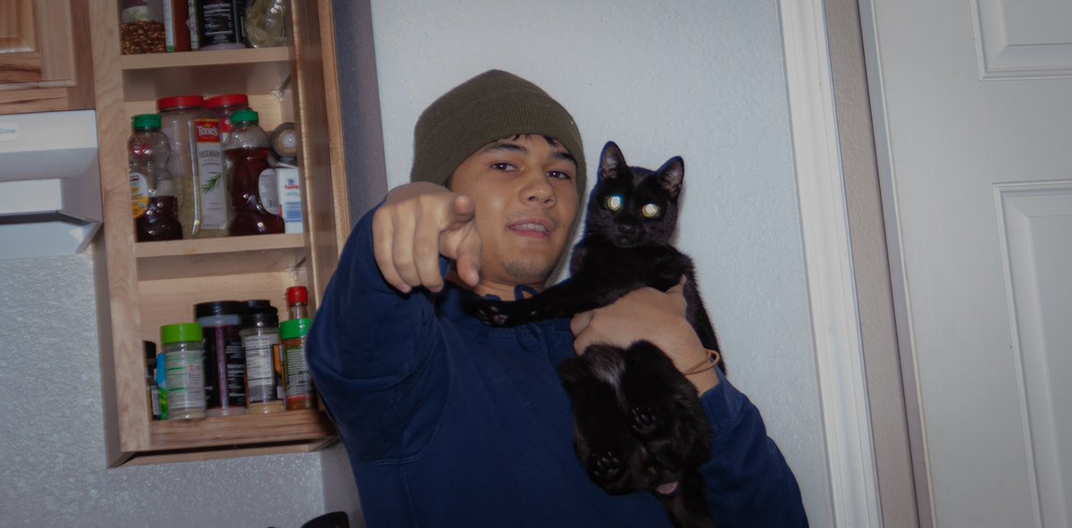 chazzson's tweet photo. I miss my son https://t.co/PMIvXcKpV4