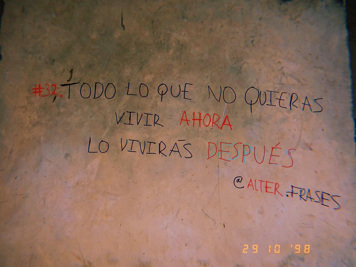 alter_frases's tweet photo. #32. Todo lo que no quieras vivir ahora lo vivirás despues. #alterfrases

#frasesparedes #frasescortas https://t.co/n8gpQGqP7l